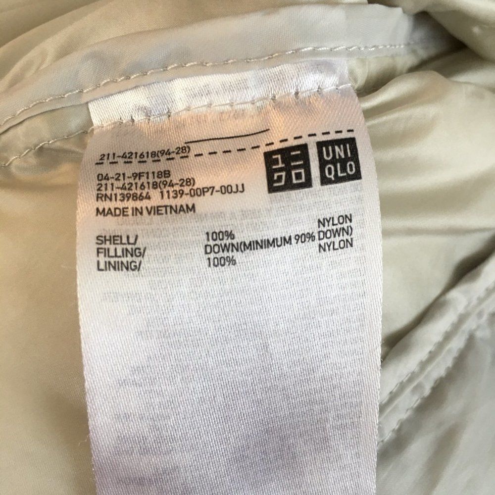 Uniqlo Ultra Light Women down jacket - Picture 3 of 7